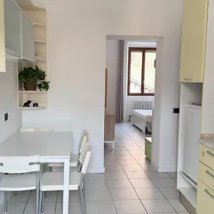 https://sawasdee-37.it-lombardy.com