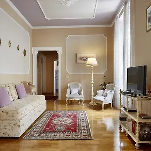 Appartamento Montanelli